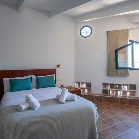 Apartamentos Turisticos Lobelia Suites La Garrovilla ภายนอก รูปภาพ